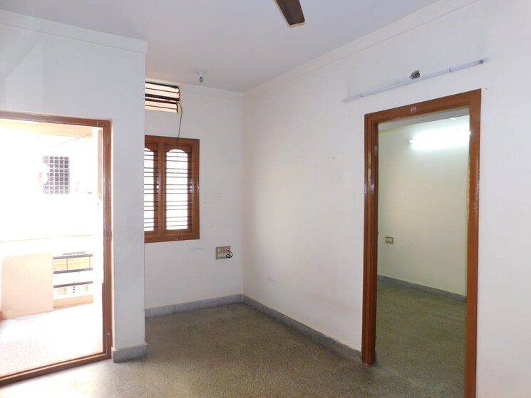 Other, banashankari 3rd stage 5 Bedroom 1800 Sq.Ft. Independent House In Banashankari 3rd Stage Bangalore 7508823
