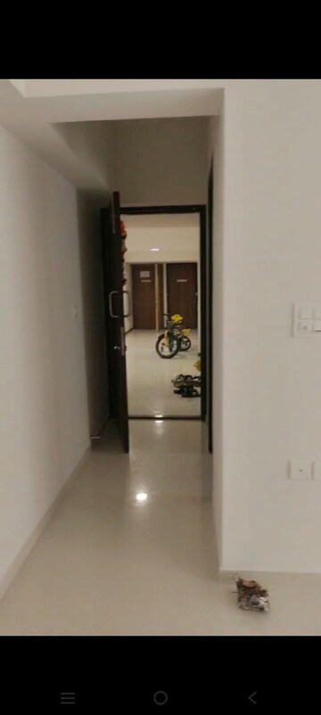 Building Lobby in 1.5 BHK Apartment at Lodha Amara, Kolshet Road – for Sale