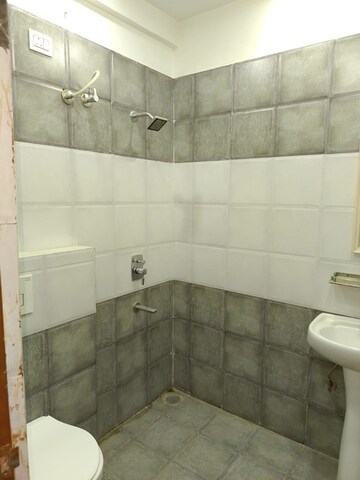 Bathroom in 3 BHK Apartment at Peer Mucchalla – for Sale