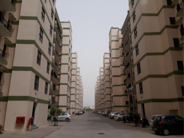 4 BHK Apartment For Sale in Vip Road
