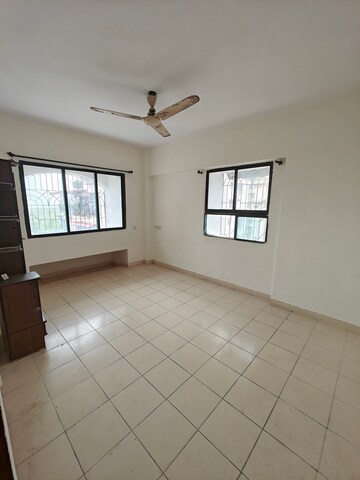 Room in 3 BHK Apartment at Sea Breeze Tower, Nerul – for Sale