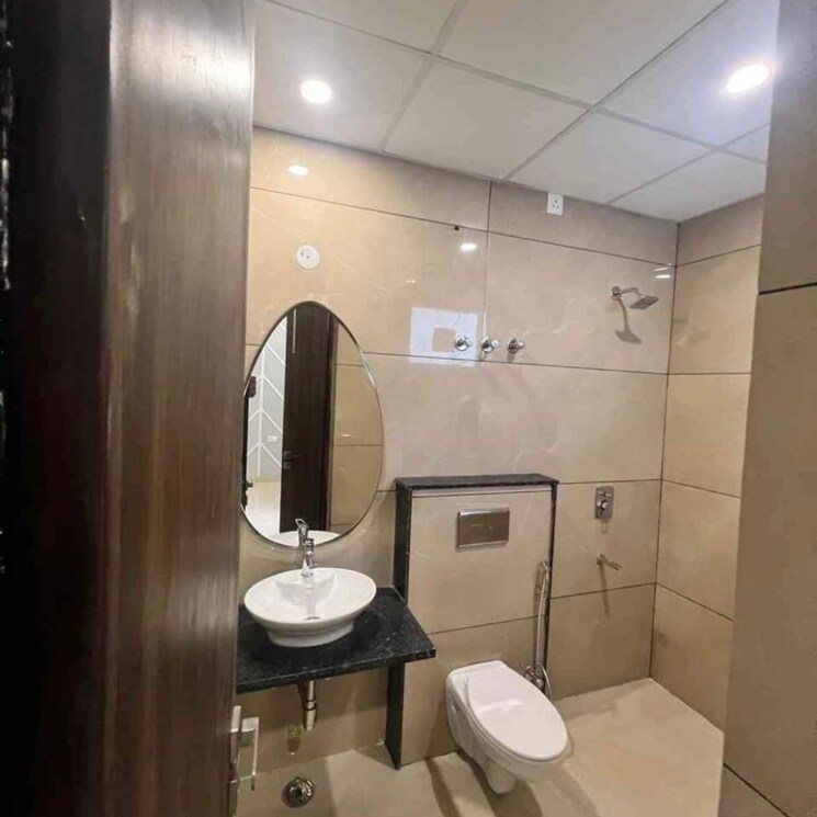 Bathroom, saharanpur road 3 Bedroom 122 Sq.Yd. Villa In Saharanpur Road Dehradun 7509156