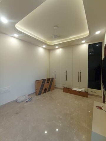 Bedroom in 3 BHK Builder Floor at East Patel Nagar – for Sale