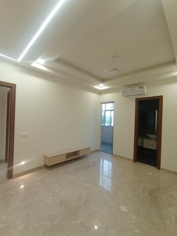 Building Lobby in 3 BHK Builder Floor at East Patel Nagar – for Sale