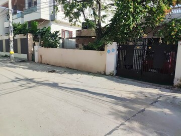 Balcony in 5 BHK Independent House at Tonk Phatak – for Sale