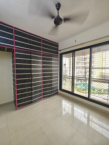 Room in 2 BHK Apartment at Suman Heritage, Nerul – for Sale