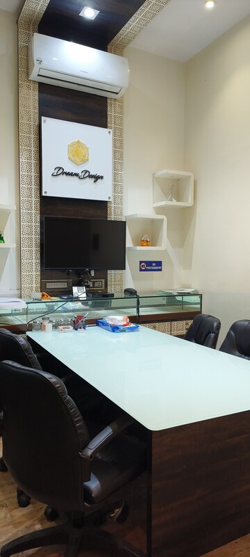 Floor Plan in  Office Space at Laxmi Plaza Andheri, Andheri West – for Rent