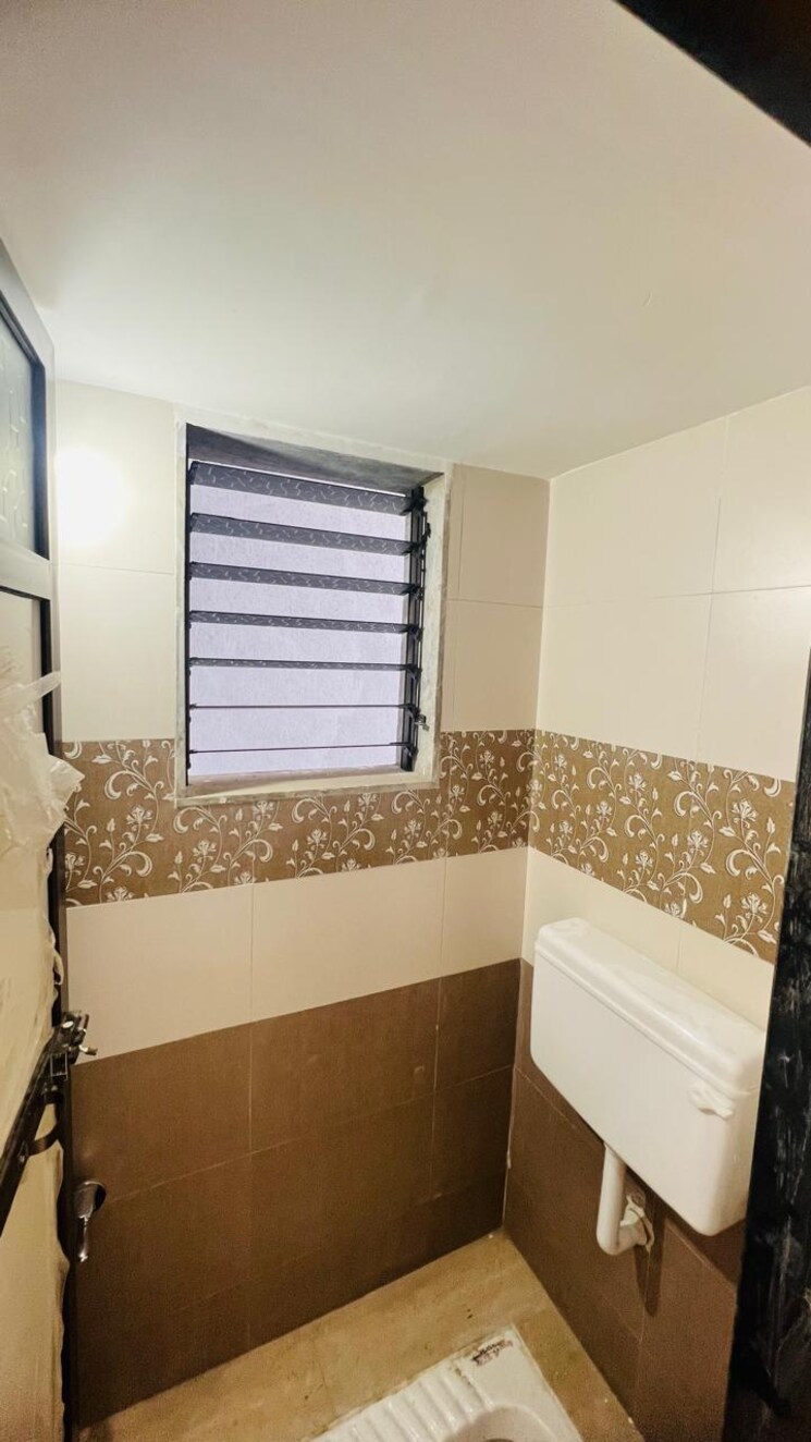 Bathroom, sneha-umrale-kajal-chs 1 Bedroom 473 Sq.Ft. Apartment In Nalasopara West Palghar 7510131