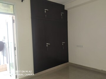 Room in 2 BHK Apartment at Gaur City 2 - 16th Avenue, Sector 16c Greater Noida – for Sale