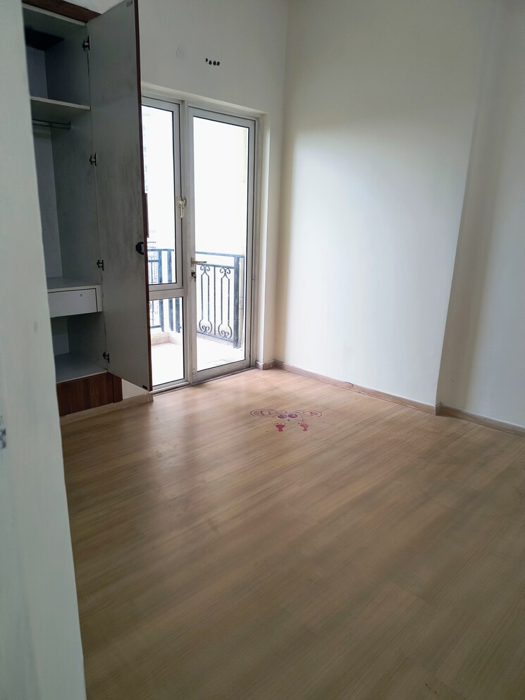 Room, moti nagar 3 Bedroom 1620 Sq.Ft. Apartment In Moti Nagar Delhi 7510305