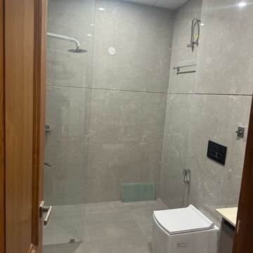 Bathroom in 5 BHK Builder Floor at North Mullanpur – for Sale