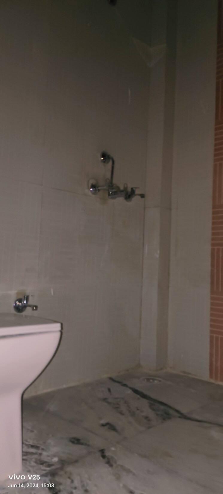 Bathroom, balaji-green-glades 3 Bedroom 1400 Sq.Ft. Builder Floor In Vasundhara Sector 10 Ghaziabad 7510573