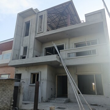  Plot – Exterior View View at Mullanpur - for Sale