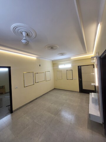 Room in 3 BHK Apartment at Super Realtech Oxy Homez, Defence Colony – for Sale