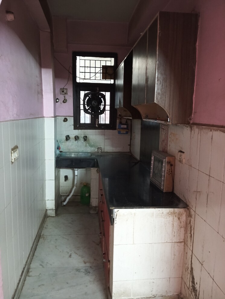 Kitchen, shalimar garden 2.5 Bedroom 900 Sq.Ft. Builder Floor In Shalimar Garden Ghaziabad 7510953