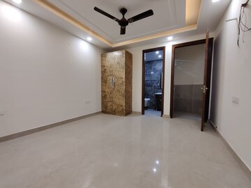 Room in 4 BHK Builder Floor at Saket – for Sale