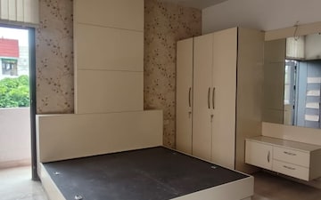 2 BHK Builder Floor For Sale in Ramprastha Pearl Court, Vaishali Sector 7