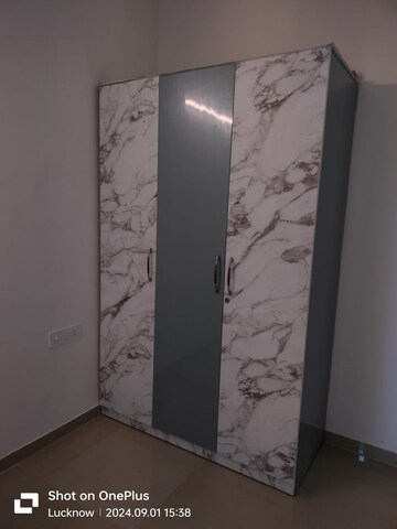 Room in 3 BHK Apartment at Rishita Manhattan, Gomti Nagar – for Sale