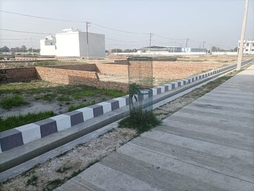  Plot – Exterior View View at Gosainganj - for Sale