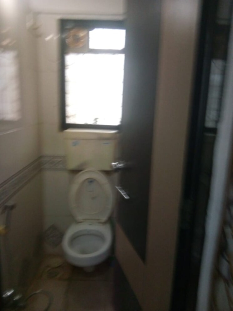 Bathroom, sneh-chs-goregaon-east 1 Bedroom 390 Sq.Ft. Apartment In Goregaon East Mumbai 7511804