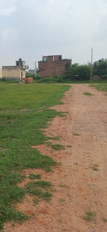  Plot For Sale in Bhopani Village