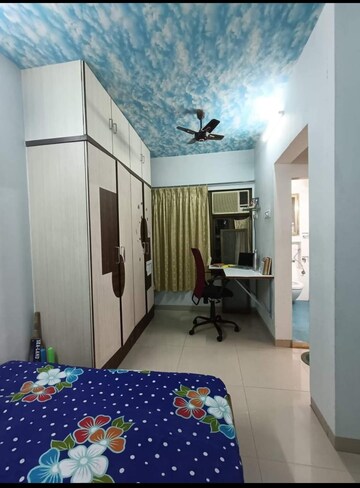 Room in 2 BHK Apartment at Mulund East – for Sale