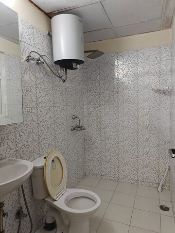 Bathroom in 3 BHK Builder Floor at BPTP Parklands, Sector 76 – for Sale