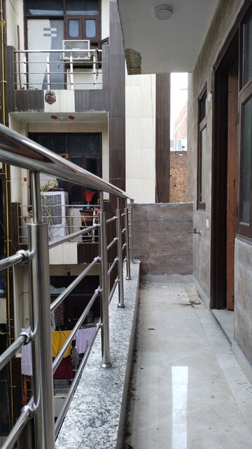 Balcony in 2 BHK Builder Floor at Mayur Vihar Phase 1 – for Sale