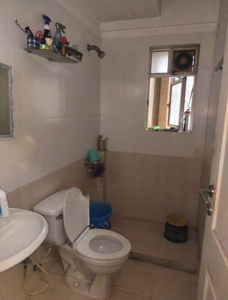 Bathroom, hiranandani-estate-penrith 1 Bedroom 600 Sq.Ft. Apartment In Ghodbunder Road Thane 7512509