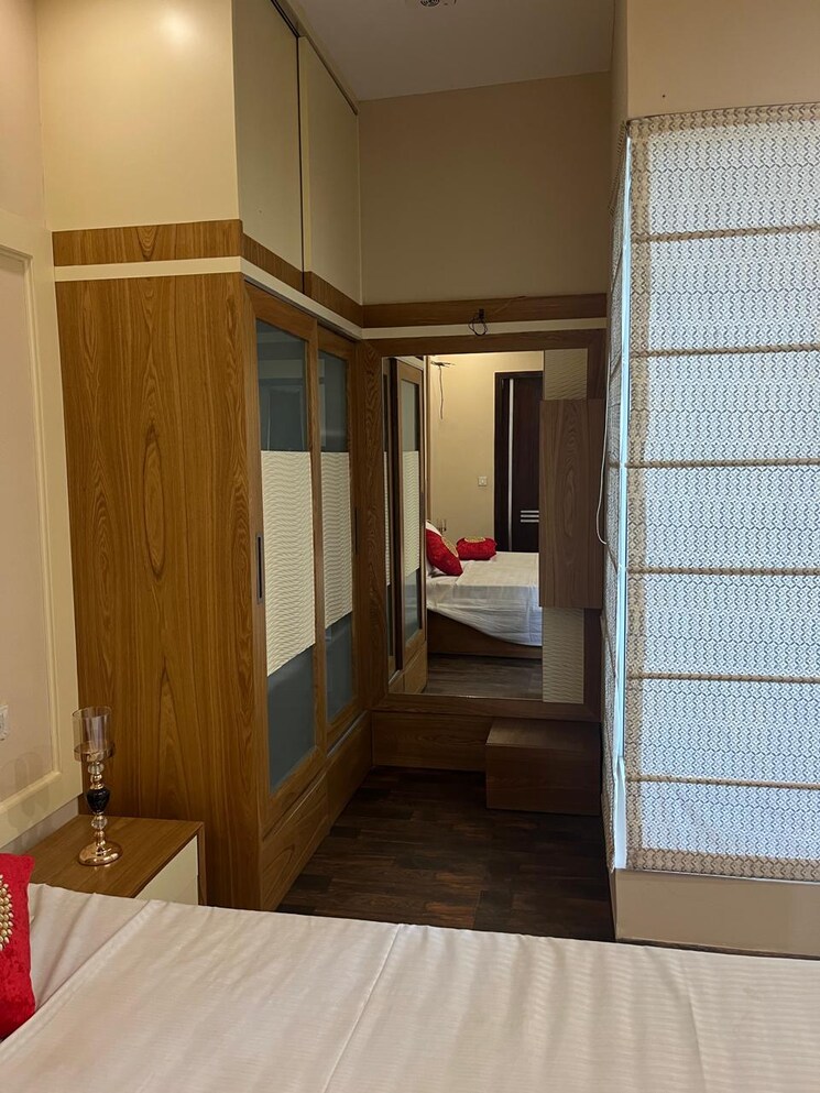 Room, prem-apartment 3 Bedroom 145 Sq.Ft. Builder Floor In Pir Machalla Zirakpur 7512542