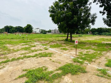  4 BHK Villa at Sola – for Sale