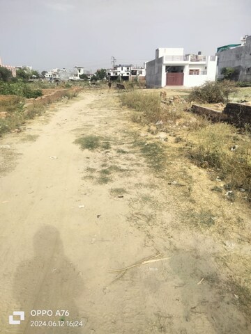 Plot Area in  Plot at Matiyari – for Sale