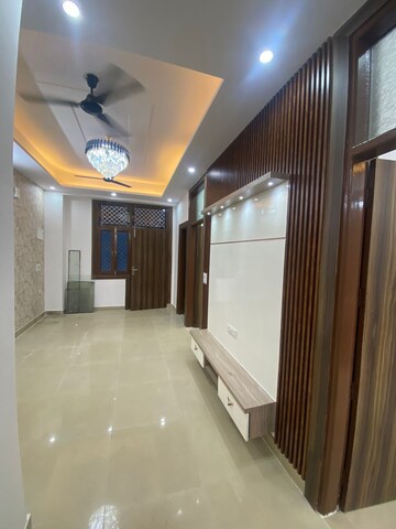 Kitchen in 3 BHK Builder Floor at Vasundhara Sector 10 – for Sale