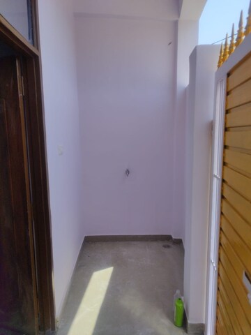Bathroom in 2 BHK Independent House at Matiyari – for Sale