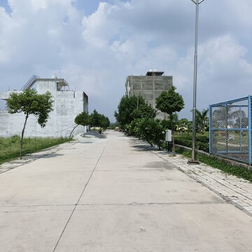  Plot For Sale in Sector 98