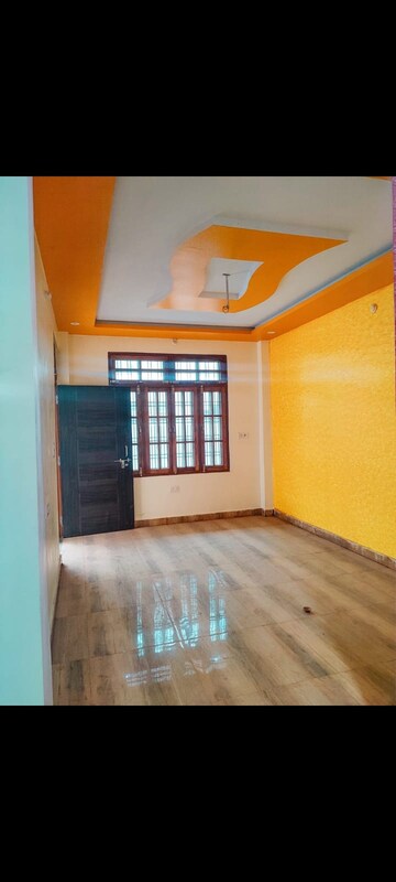 Room in 3 BHK Independent House at Chinhat – for Sale