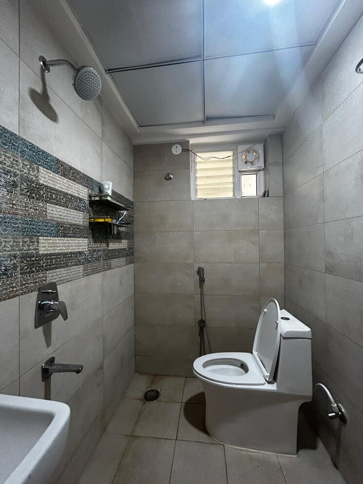 Bathroom, mc-fortune 3 Bedroom 1515 Sq.Ft. Apartment In Whitefield Bangalore 7512875