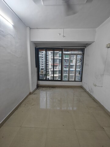 Room in 2 BHK Apartment at Geetanjali Heights, Seawoods – for Sale