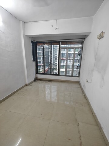 Room in 2 BHK Apartment at Geetanjali Heights, Seawoods – for Sale