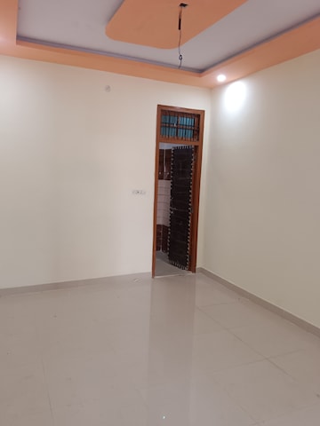 Room in 2 BHK Independent House at Sultanpur Road – for Sale