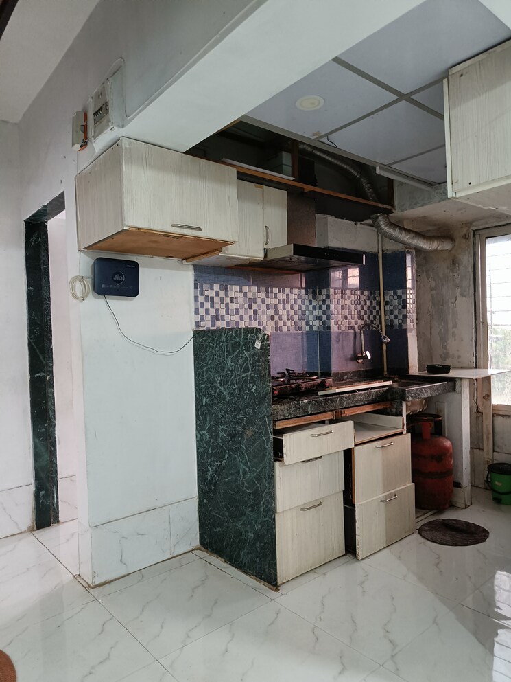 Kitchen, royal-palms-garden-view 1 Bedroom 535 Sq.Ft. Apartment In Goregaon East Mumbai 7513362