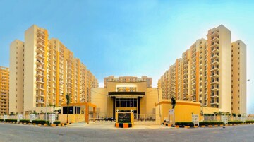 2 BHK Apartment For Sale in KLJ Platinum Heights, Sector 77