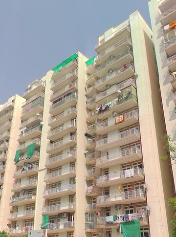 2 BHK Apartment – Exterior View View at KLJ Platinum Heights, Sector 77 - for Sale