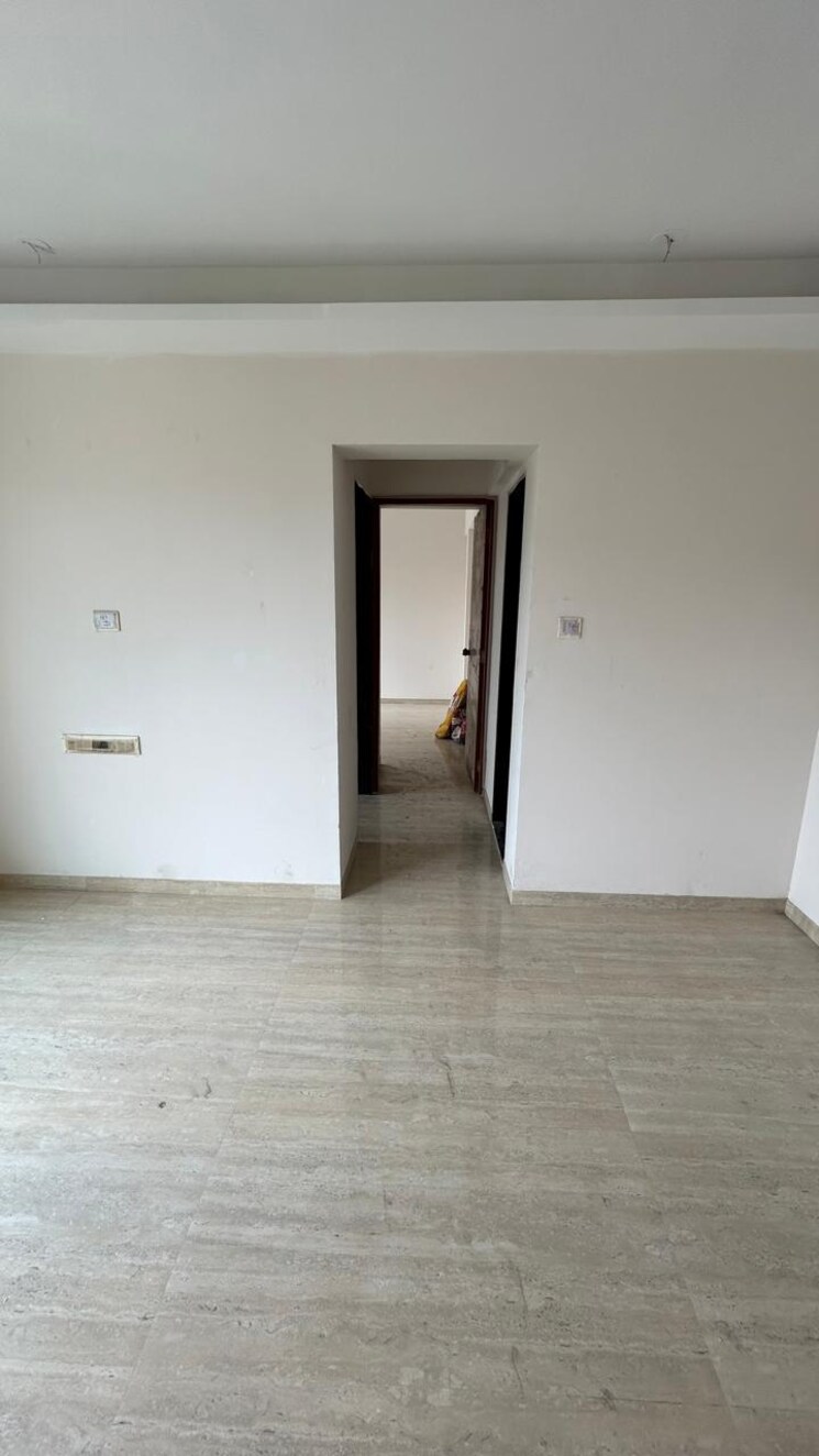 Room, je-and-vee-om-trimurti 1 Bedroom 395 Sq.Ft. Apartment In Malad East Mumbai 7514197