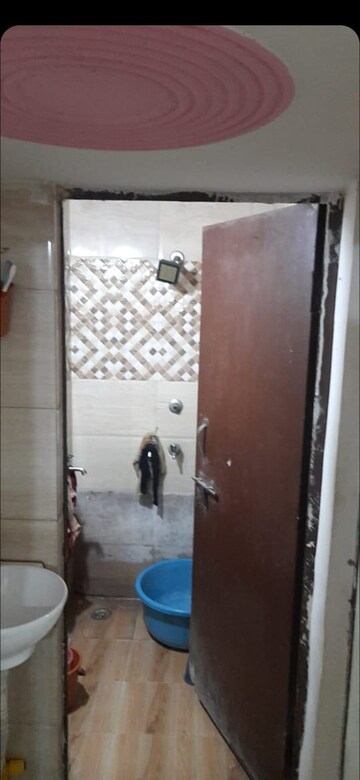  Plot – Exterior View View at Roza Jalalpur - for Sale