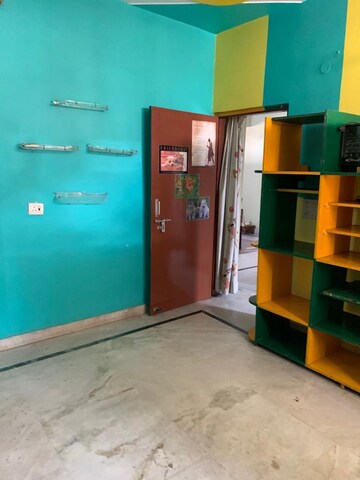 Room in 6+ BHK Independent House at Sector 71 – for Sale