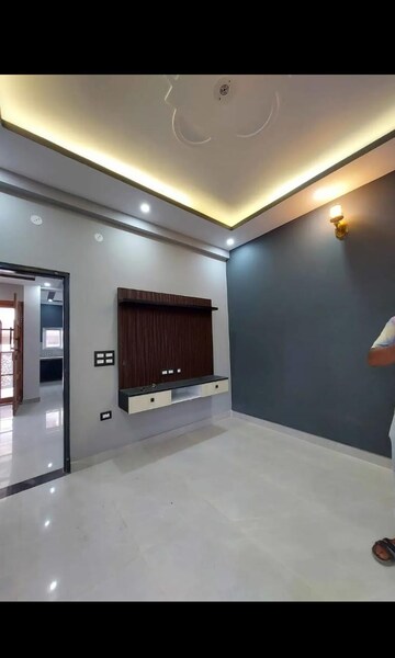 Room in 3 BHK Villa at Sahastradhara Road – for Sale