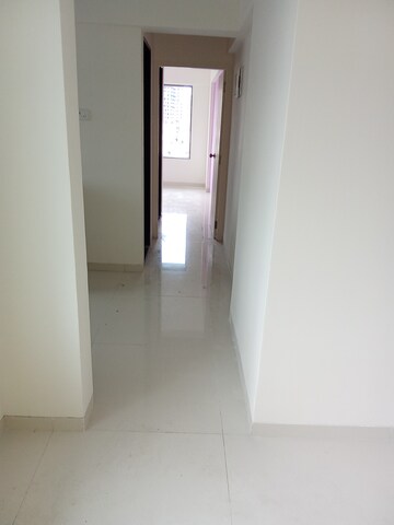 Room in 1 BHK Apartment at Mulund East – for Sale