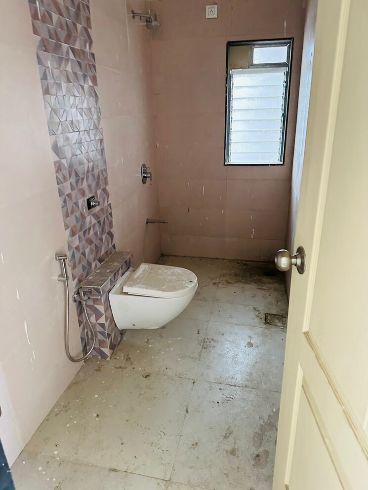 Bathroom, amardeep-apartment-chembur 3 Bedroom 1250 Sq.Ft. Apartment In Chembur Mumbai 7514880