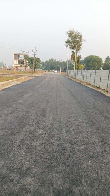  Plot – Exterior View View at Gosainganj - for Sale